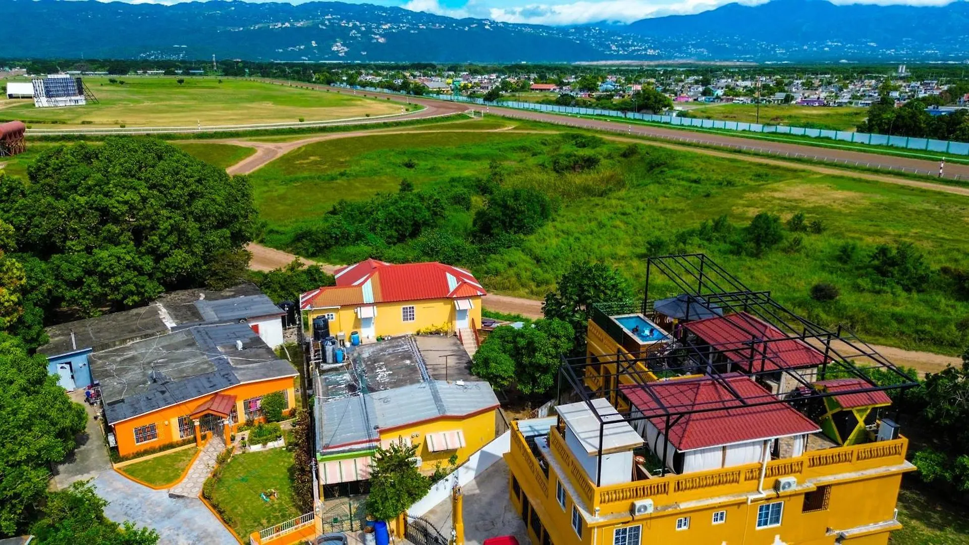 Гостевой дом Sunlandvilla Портмор Ямайка